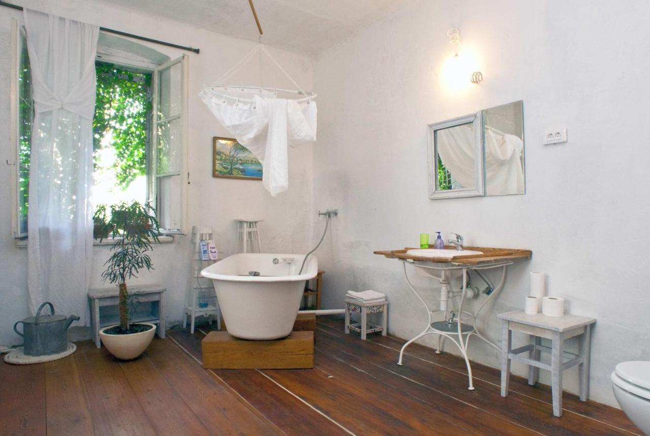 Apartment Sibenik Johnny'S Place Стая снимка